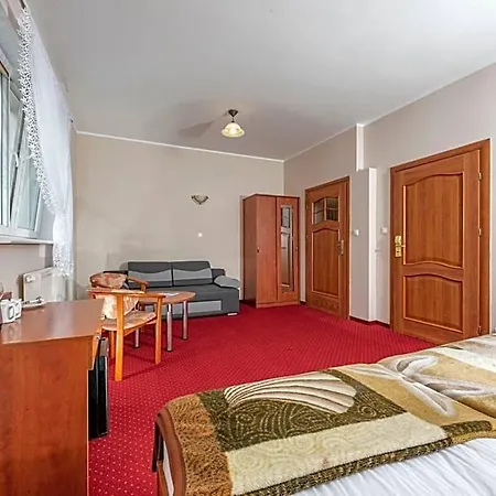 Hotel Osrodek Rekreacyjny Aga *